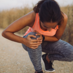 Ont i knät – orsak, symtom och behandling